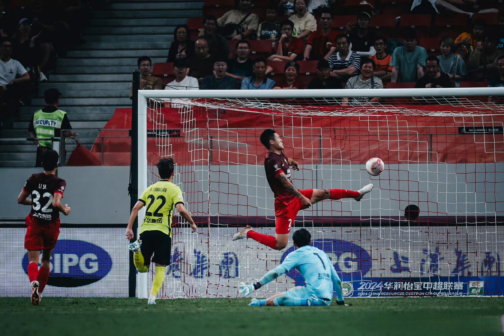 关于阿联酋男篮后卫突破关键防线,助球队取胜的信息 关于阿联酋男篮后卫突破关键防线,助球队取胜的信息