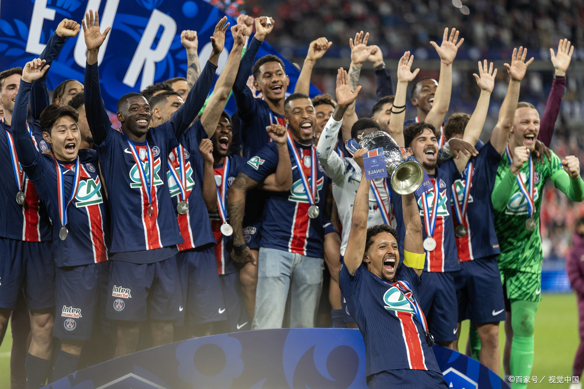 包含巴黎圣日耳曼球员获得个人荣誉,球队士气高涨的词条 包含巴黎圣日耳曼球员获得个人荣誉,球队士气高涨的词条