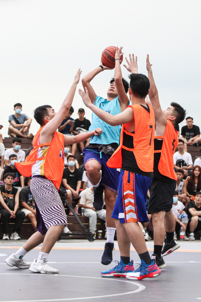 篮球名校精英赛落幕,冠军队员正式签约NBA 篮球名校精英赛落幕,冠军队员正式签约NBA